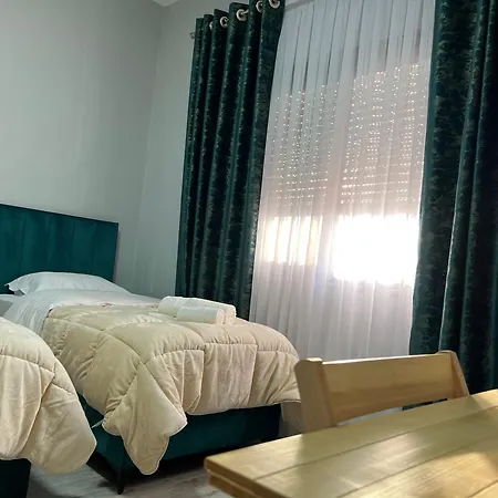 Zhuraj Apartment