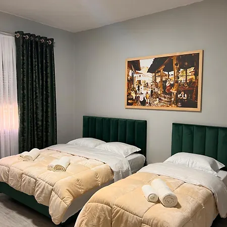 Zhuraj Apartment *