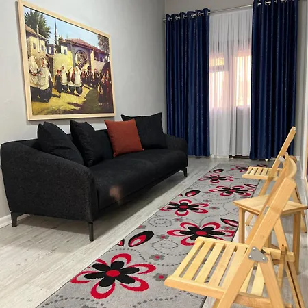 Zhuraj Appartement *