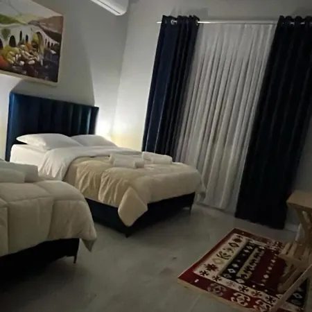 Appartement Zhuraj *